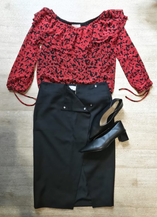 SOLD OUT Stella McCartney Black Pencil Skirt - Image 6